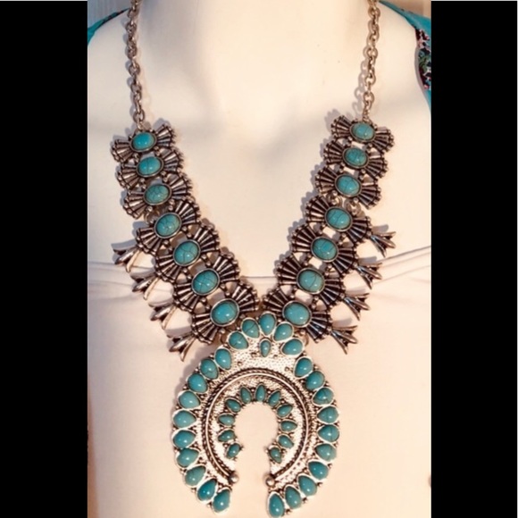 FREE EARRINGS w/ TURQUOISE SQUASH BLOSSOM NECKLACE - Picture 5 of 8